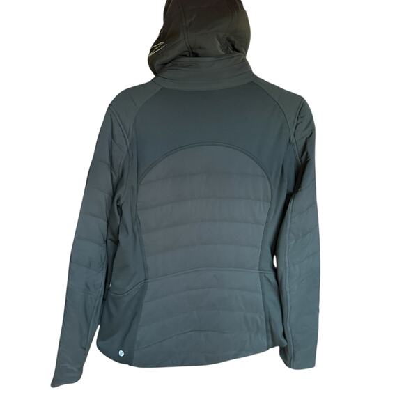 Lululemon Extra Mile Hooded Jacket Women's Size 10 Dark Olive Quilted Puffer - Picture 9 of 14